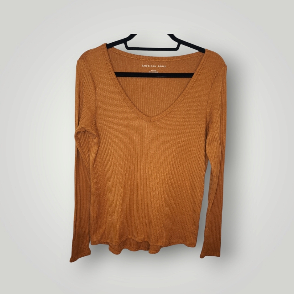 American Eagle women orange ribbed long sleeve  Long Sleeve V-Neck Shirt
